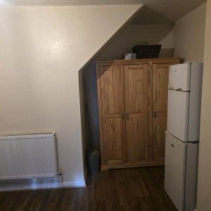 Room in a Shared Flat, Queensbridge Court, E2 - Photo 3