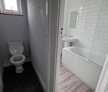 3 Bedroom House - Terraced To Let - Photo 6