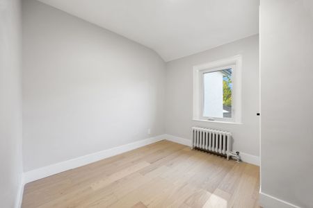 For Lease - 470 Donlands Avenue Unit# Main, Toronto, Ontario - Photo 5