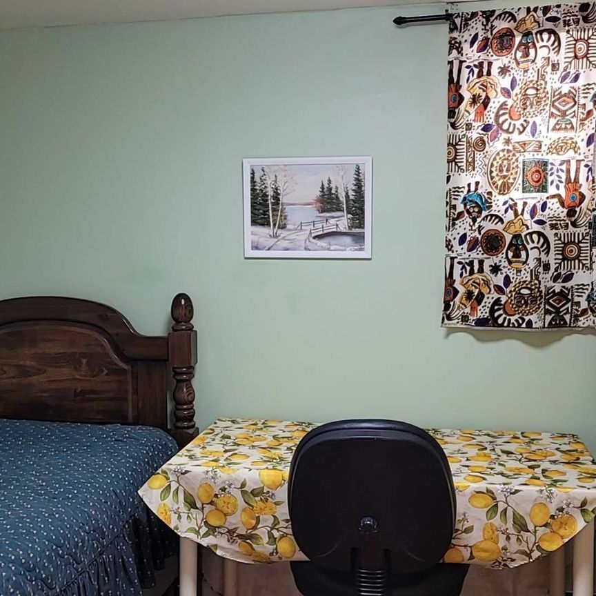 For Lease - 103 Glentworth Road, Toronto, Ontario - Photo 1