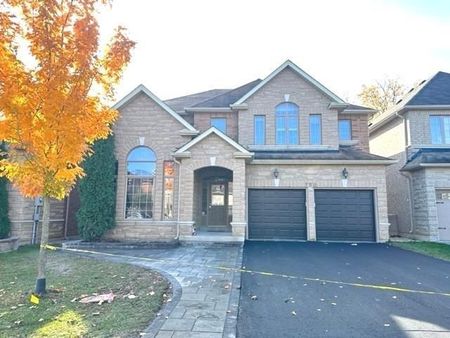 For Lease - 750 Valley Green Trail, Newmarket, Ontario - Photo 5