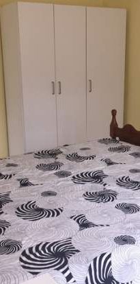 2 bedroom property to rent in Greenford - Photo 1