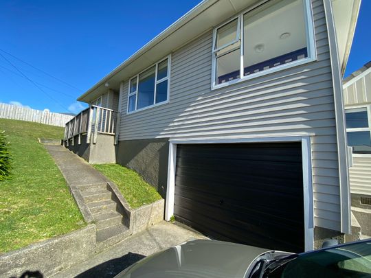 32A Kenmore Street, Newlands - Photo 1