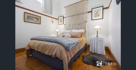 FULLY FURNISHED - SEE AGENT FOR AVAILABILITY - Photo 2