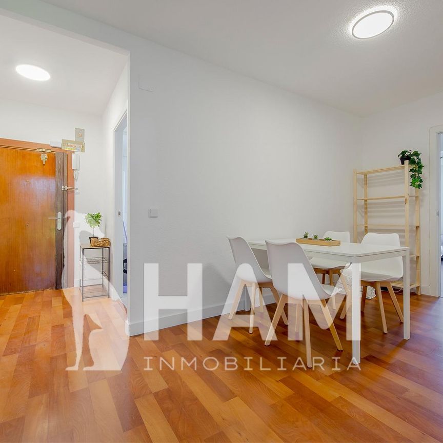 Habitación - Madrid - Alameda de Osuna - 530€ MES - Ref. RYN-HAG112 - Photo 1