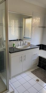 Victoria Point - Photo 3