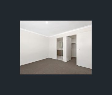 STUNNING 4 BEDROOM IN THE NEW ANNADALE ESTATE! - Photo 2