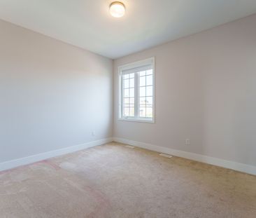 For Lease - 635 Perseus Avenue, Barrhaven, Ontario - Photo 4