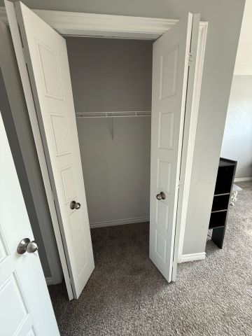 For Lease - 133 Templewood Drive, Kitchener, Ontario - Photo 2