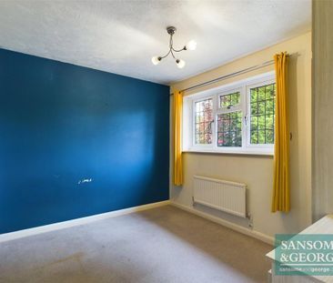 3 bedroom semi-detached house to rent - Photo 3