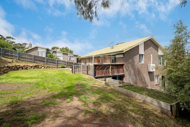 Modern, Stylish & Move In Ready - Photo 1