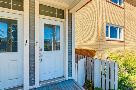 2237 14 St SW, Calgary - Photo 4