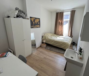 1ch COLOCATION ETUDIANTE à 5000 Namur  Loyer: 410 € - Photo 4