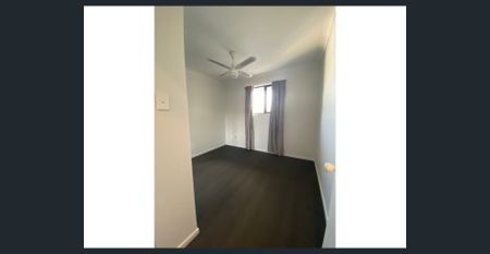 Spacious & Private! Convenient Location! - Photo 3