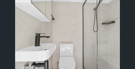 Modern 1-Bedroom Flat in Tregear - Photo 2