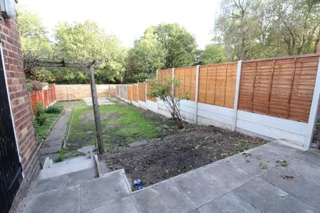 3 bedroom terraced house to rent - Photo 4