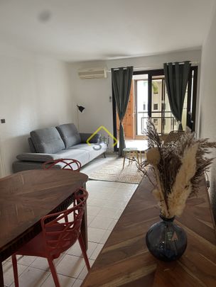 Location Appartement 2 pièces 65m² ST DENIS 97400 - Photo 1