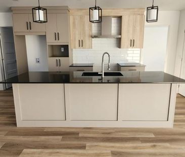 5 1/2 dans Triplex secteur Deauville - Photo 1