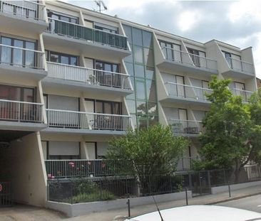 Location Appartement 1 pièce 26m² - Photo 2