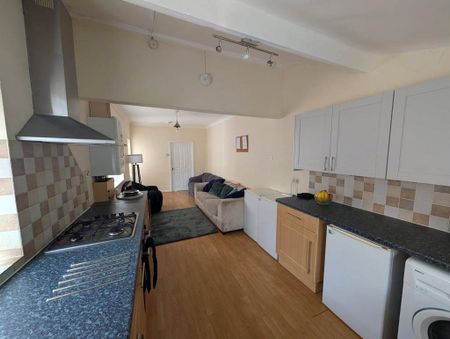 1 bedroom property to rent - Photo 4