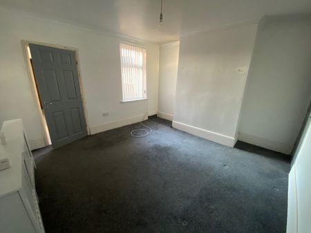 None, None - Photo 3
