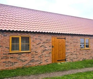 High Street, Holme, Newark, NG23 - Photo 1