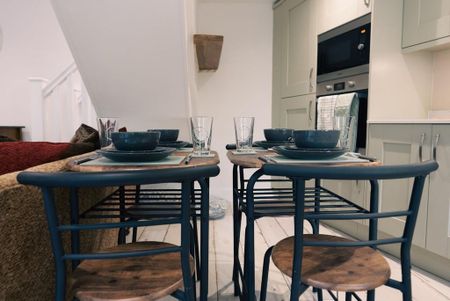 2 bedroom detached house to rent - Photo 4