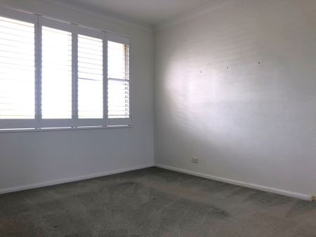 Modern convenient apartment - 7 month lease only - Photo 2