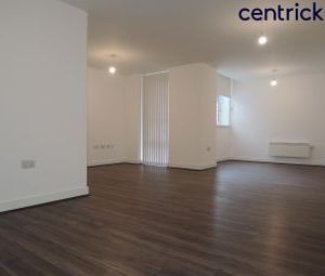 1 Bedrooms Flat to rent in Landmark, Waterfront Way, Brieley Hill DY5 | £ 133 - Photo 1