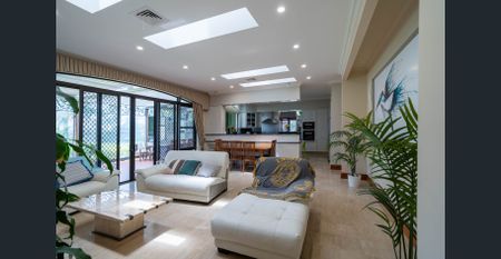 Magnificent Mediterranean-Inspired Main River Estate with 40m River Frontage - Photo 3