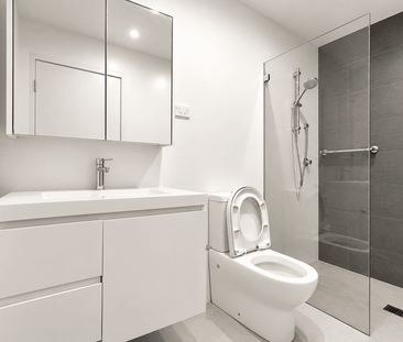 MODERN ONE BEDROOM APARTMENT IN ULTRA-CONVENIENT LOCATION - Photo 4
