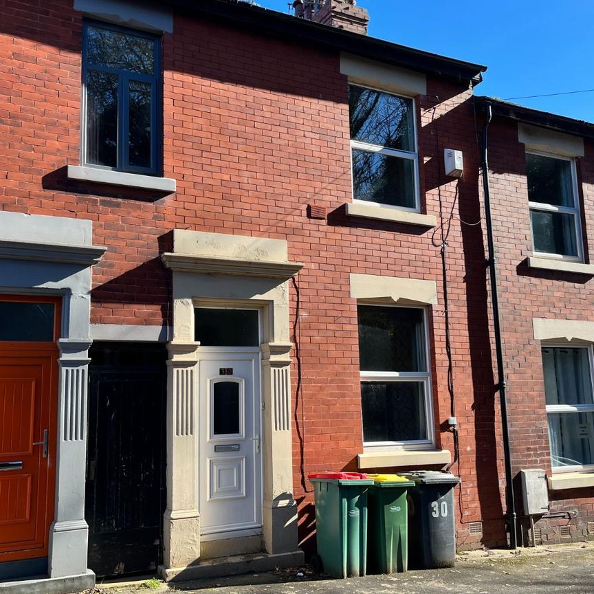 2-Bed Terraced House to Let on Shelley Road, Preston - Photo 1