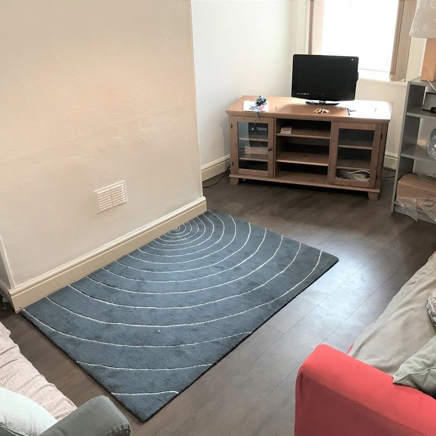 4 Bed Terraced House, Whitby Road, M14 - Photo 1