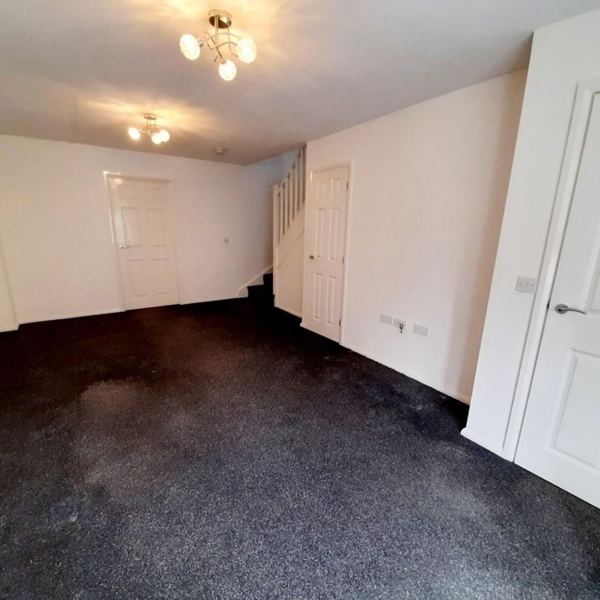 3 bedroom House To Let - Photo 1