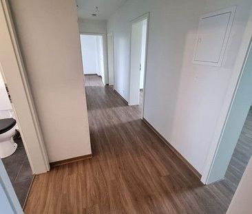 Geräumige 4-Zimmer-Wohnung in Lichtenroich mit modernem Bad - Foto 1