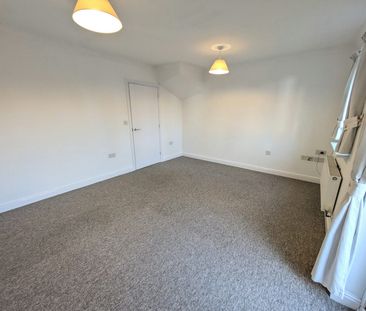 Town house to rent on - Photo 6