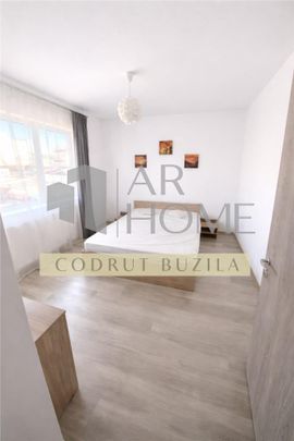 Inchiriere apartament 2 camere, parcare proprie, Ultracentral, Ploiest - Fotografie 1