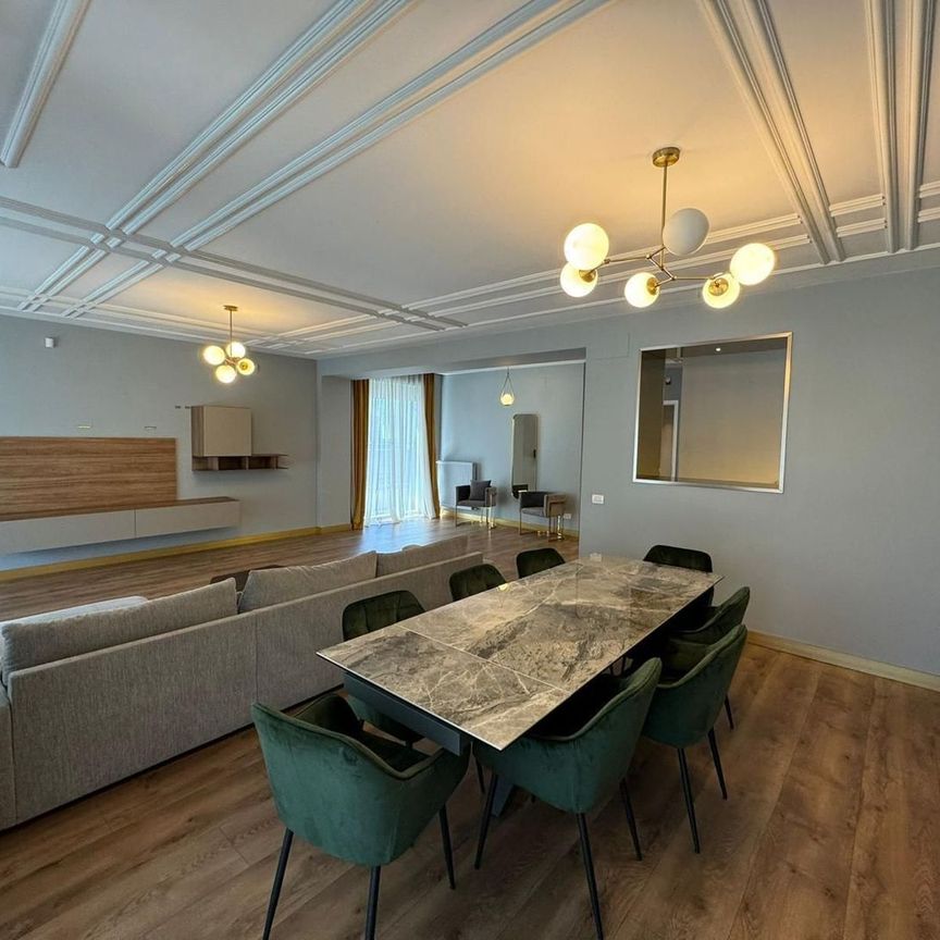 8-Room Villa - Baneasa - Sisesti - Fotografie 1