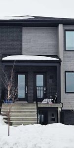 À l’état neuf, magnifique et lumineux condo 4 1/2 Rive-Nord train REM - Photo 4