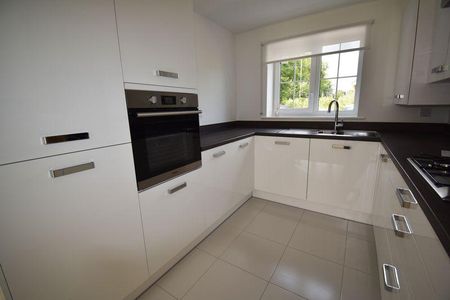 3 bedroom terraced house to rent - Photo 5