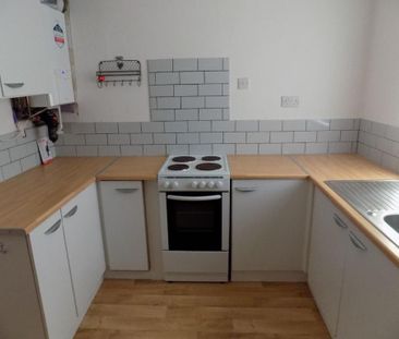 1 bedroom semi-detached house to rent - Photo 5