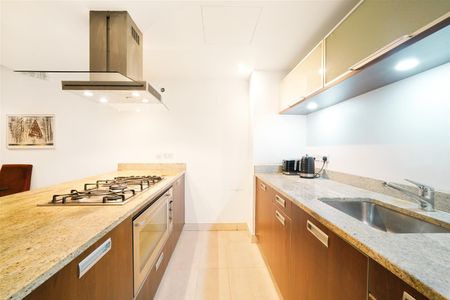 52 Lymington Road, West Hampstead, London - Photo 3