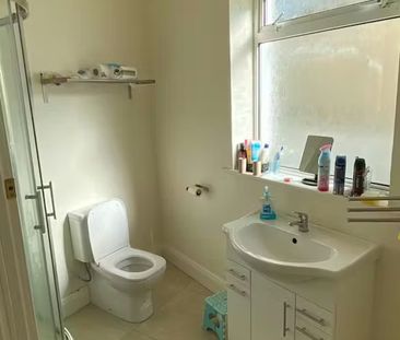 Highridge Green, Blackrock - Photo 1