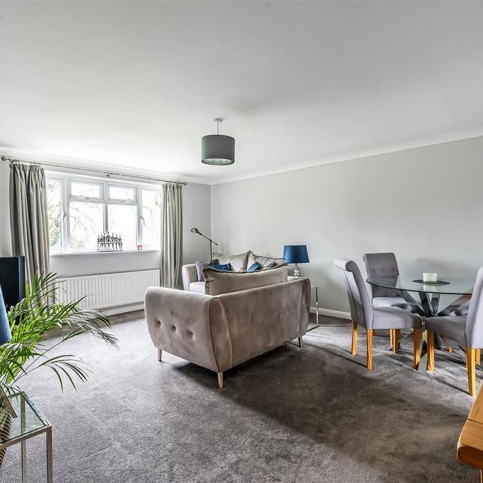 2 bedroom maisonette to rent - Photo 1