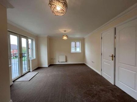 Abbey House, Stoney Bridge Drive, EN9 - Photo 2