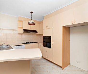 Minutes to Hawthorn village - Photo 3