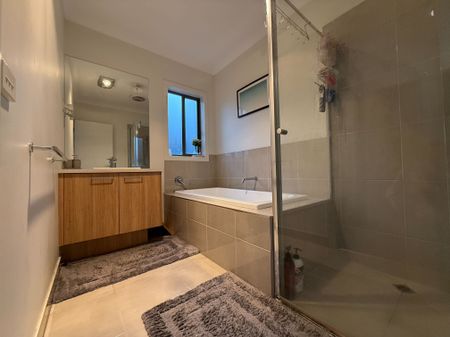 Charming Home Combining Style, Comfort, and Convenience - Photo 3