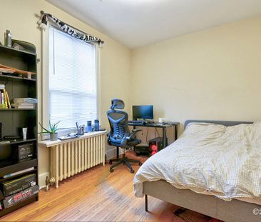 For Lease - 21 Castle Knock Road Unit# 1, Toronto, Ontario - Photo 2