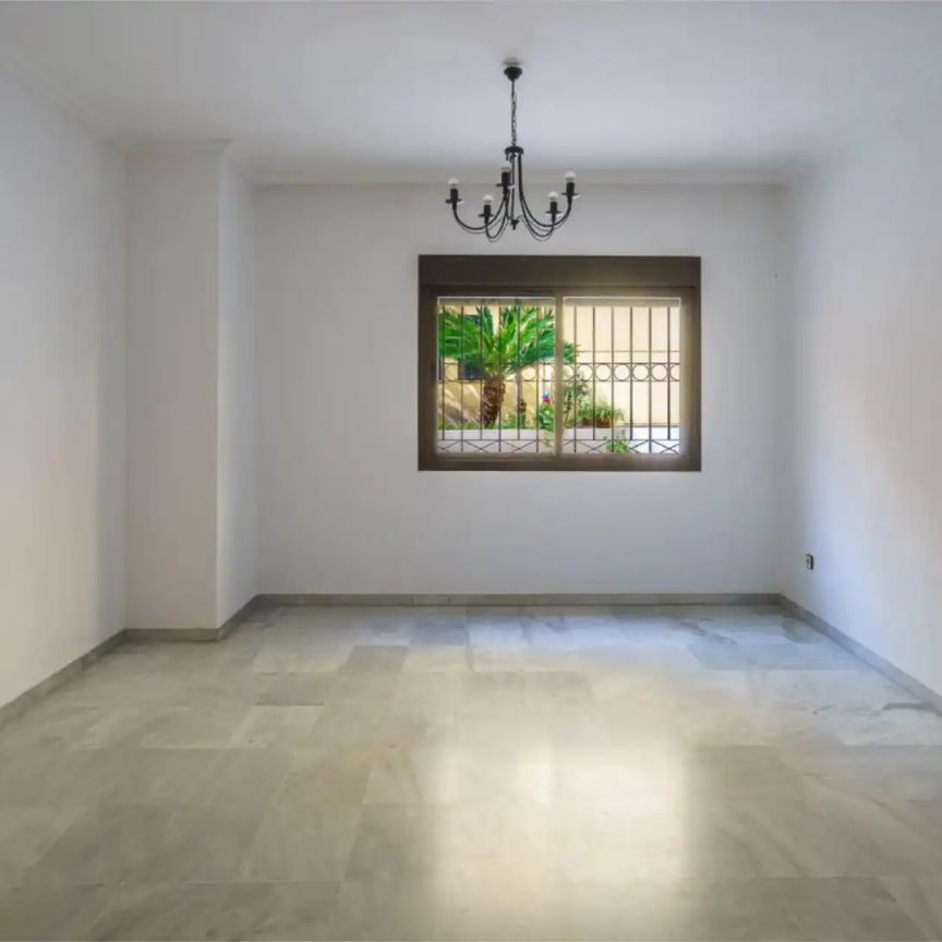 Piso de alquiler en Calle Parras, 18, San Gil - Photo 1