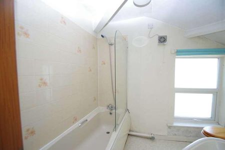 Leavesden Road, Watford, WD24 - Photo 4